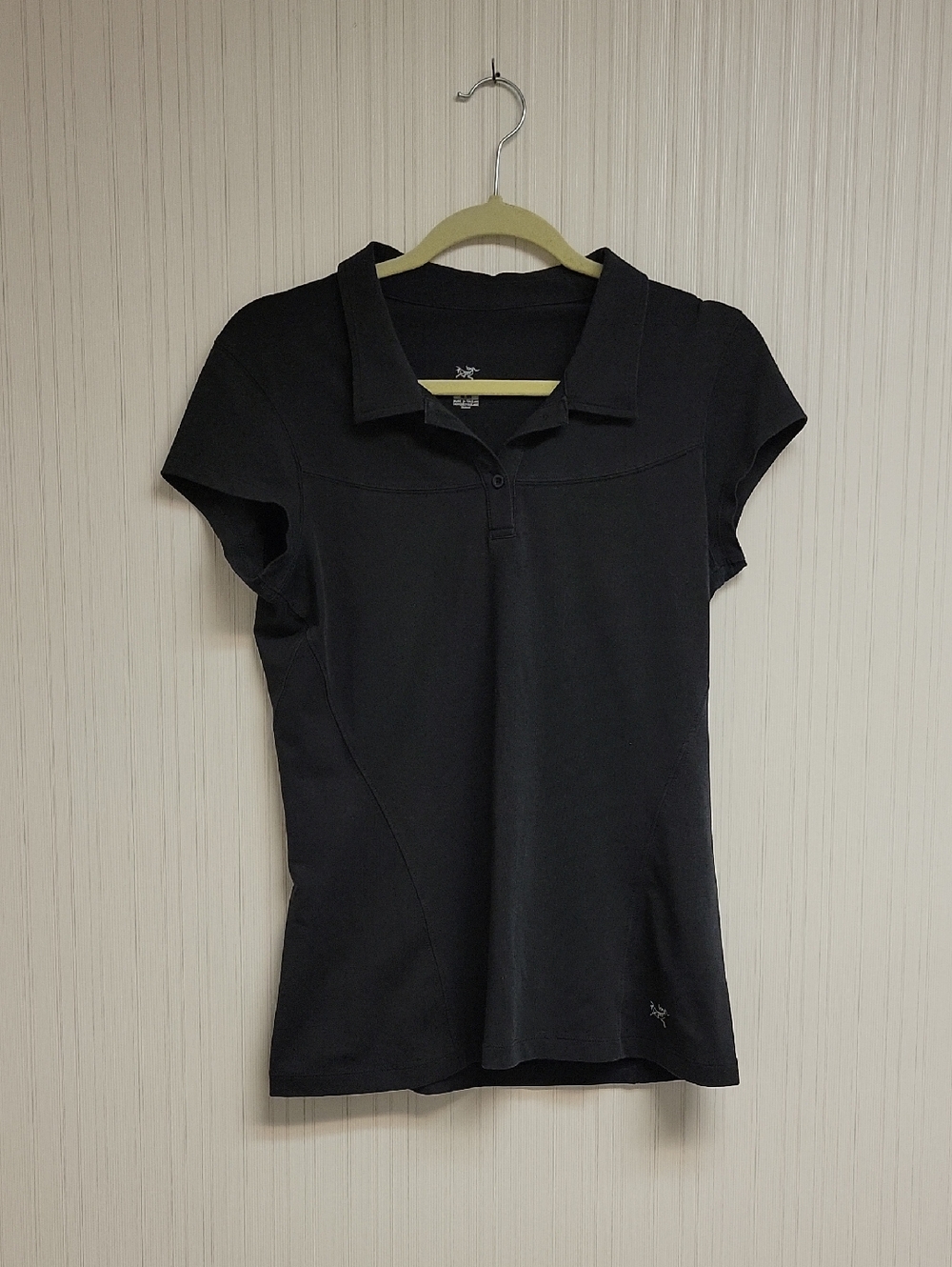 Arc'teryx Black Short Cap Sleeve Polo Top
